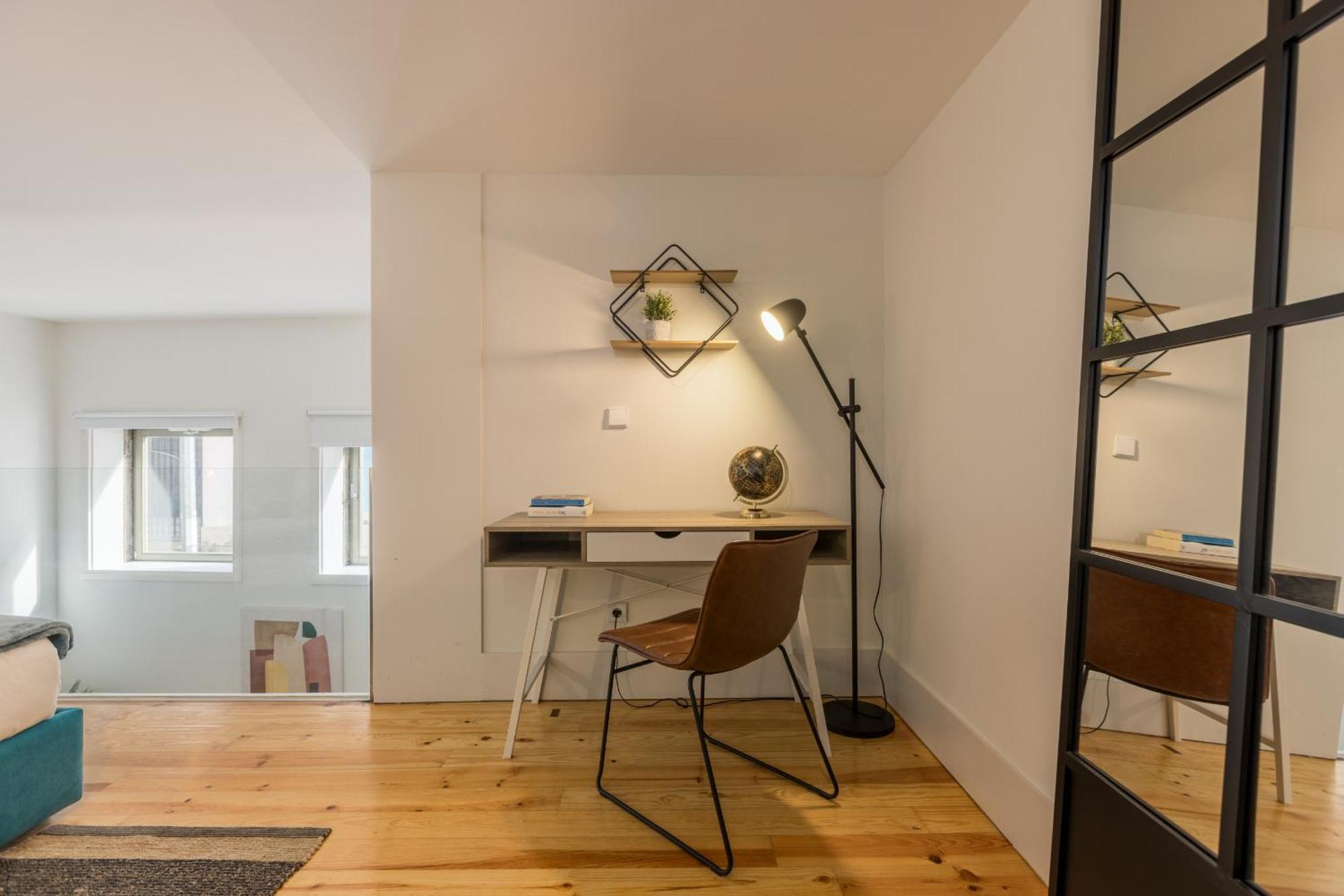 Апартаменты Industrial Cozy Loft Downtown Порту Экстерьер фото