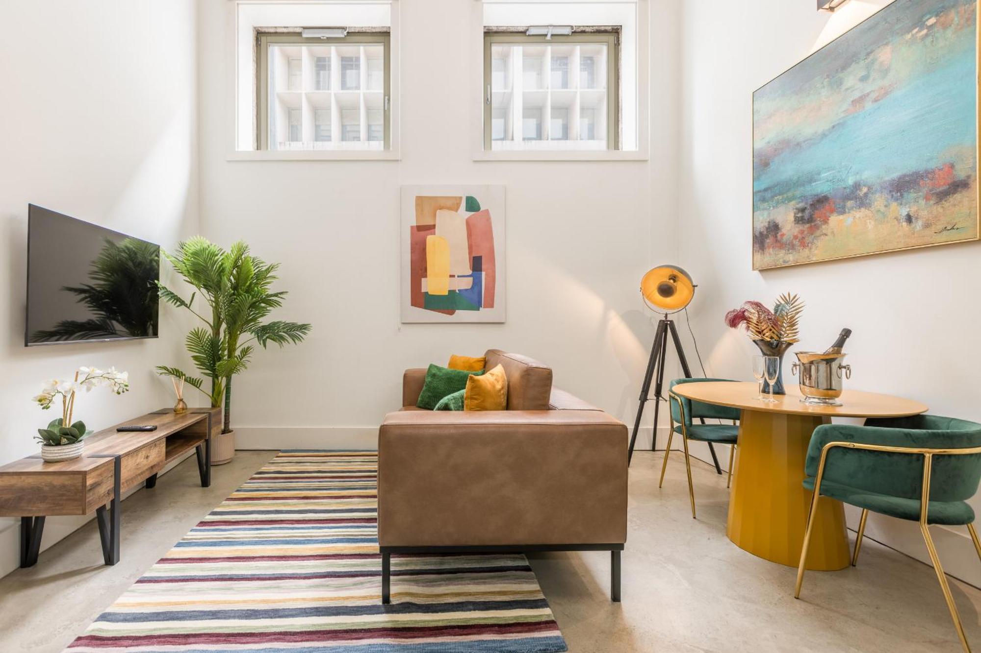 Апартаменты Industrial Cozy Loft Downtown Порту Экстерьер фото